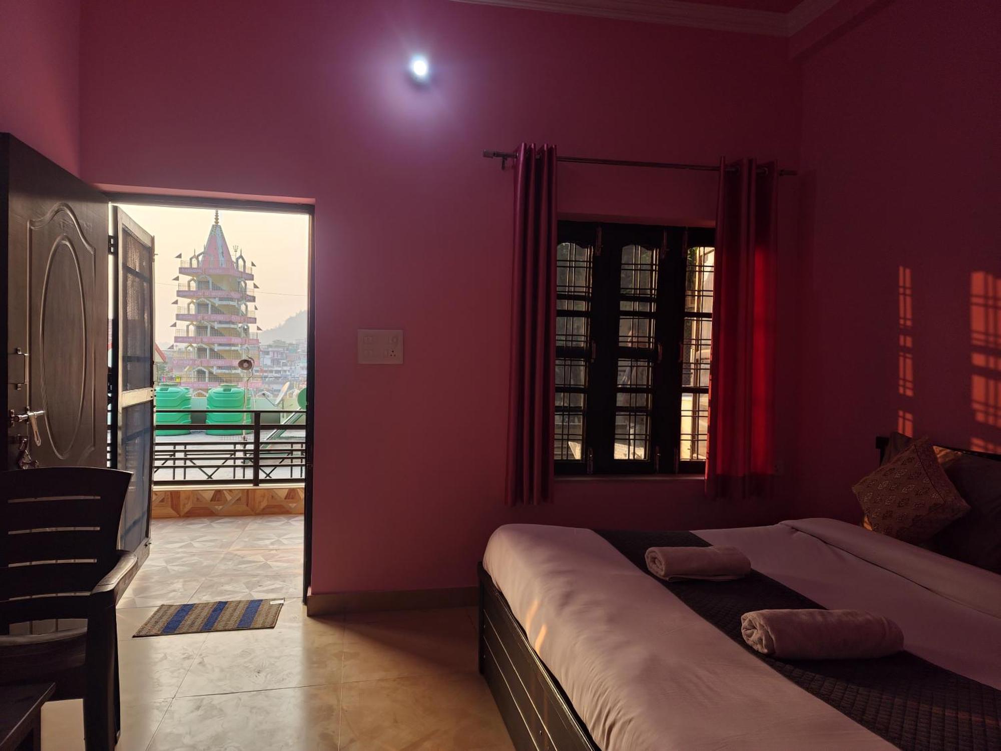 Karwaan Homestay Rishīkesh Extérieur photo