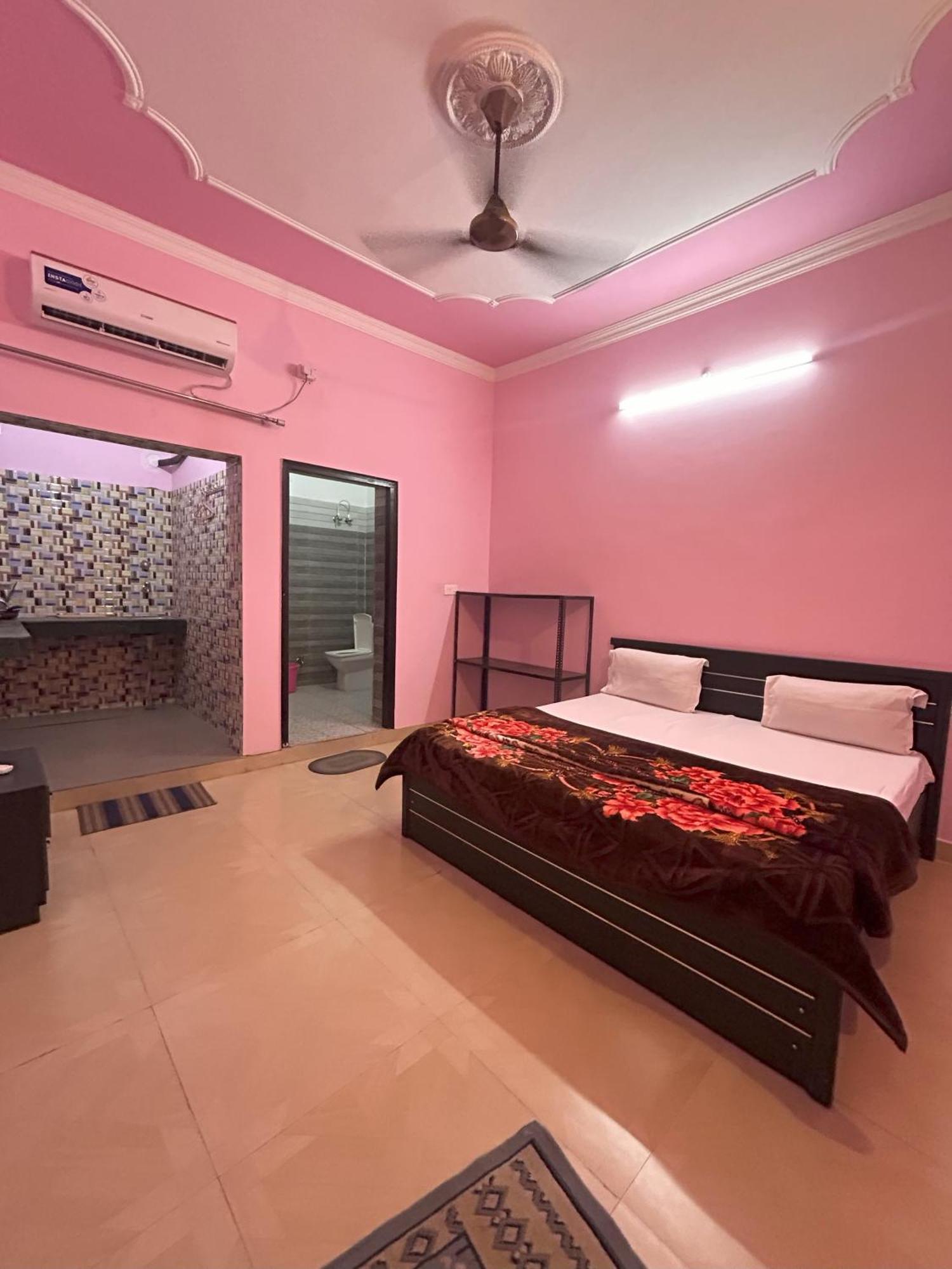 Karwaan Homestay Rishīkesh Extérieur photo